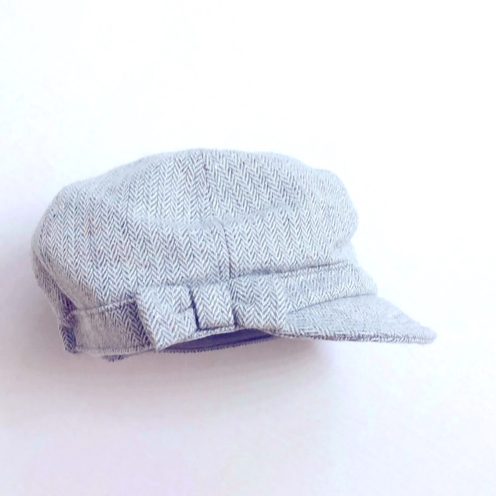 Joe Fresh Grey Hat, Size 6-12 Months